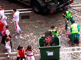Since 1989 FCC Medio Ambiente ensures Pamplona wakes clean every day to enjoy San Fermín
