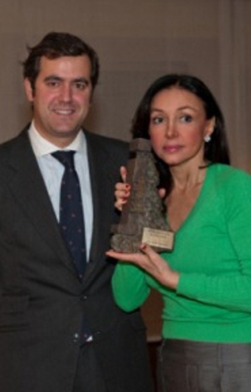 Esther Koplowitz receives 2010 Júbilo Award for her work for the elderly