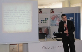 Miguel Hernanz Sanjuan, General Manager of FCC Group's Internal Audit department, participates in Friday lecture series