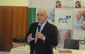 Ignacio Bayón, en “Los Viernes de la Residencia”