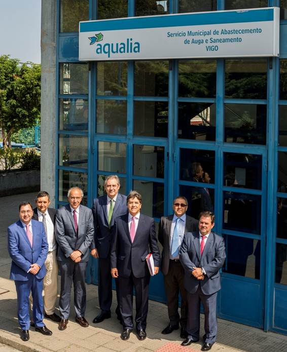 Carlos M. Jarque visita las delegaciones de FCC Aqualia y FCC Medio Ambiente en Vigo