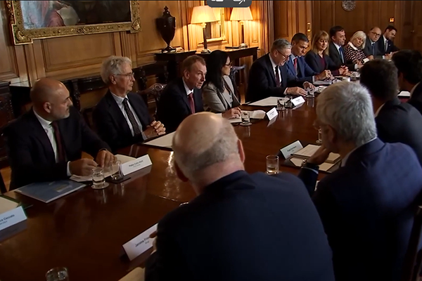 FCC participates in Downing Street in a multilateral meeting with Spanish companies