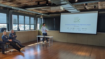 Marin Ljuban presentando DigiChecks en el BDTIC 2024