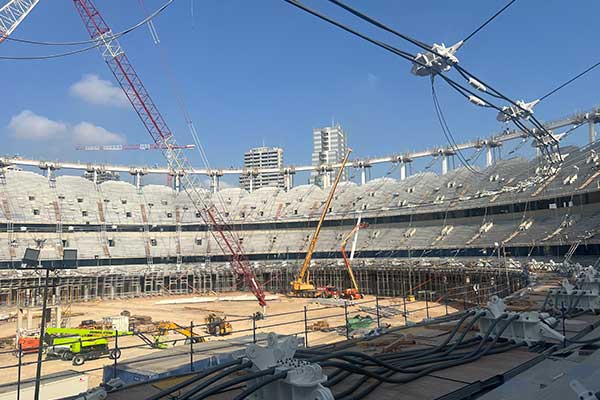 El Nou Mestalla inicia la elevación de su cubierta con una de las operaciones de ingeniería más complejas del proyecto