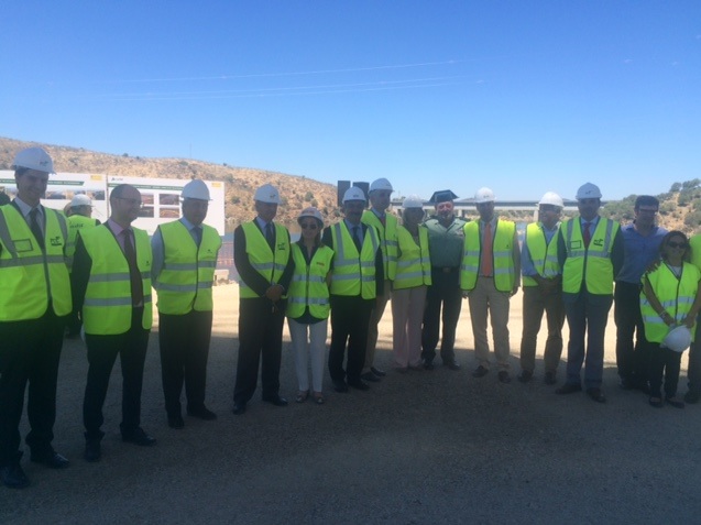 The Minister of Public Works visits the Almonte viaduct in Cáceres to check the progress of the works