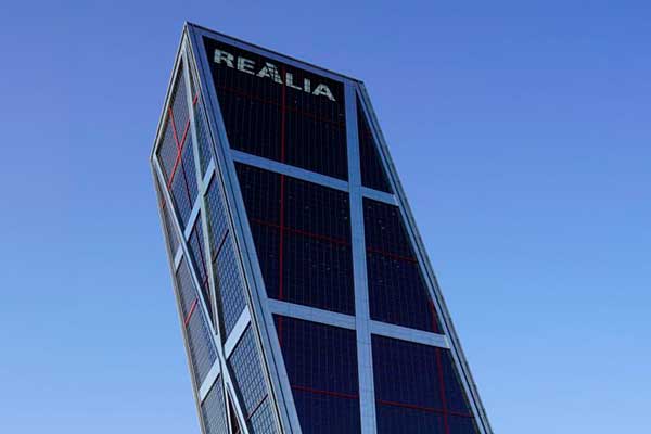 FCC Construcción celebrates the 30th anniversary of the Torre Realia, an undisputed icon of Madrid’s skyline