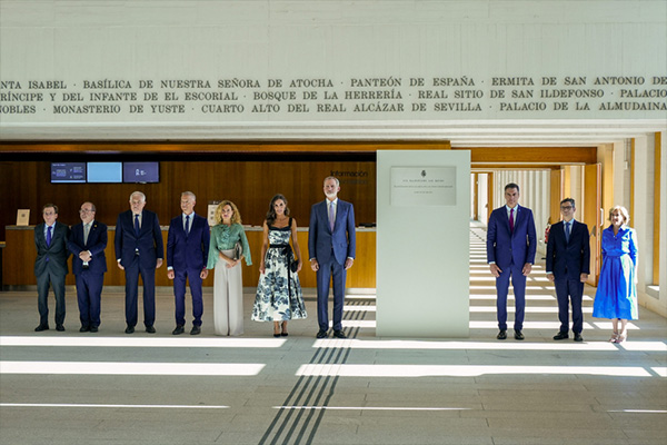 Sus Majestades los Reyes inauguran la Galería de Colecciones Reales