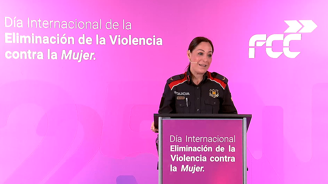 <p>25N Día Internacional de la Eliminación de la Violencia contra la Mujer. Vídeo acto con los Mossos d´Esquadra en Barcelona</p>